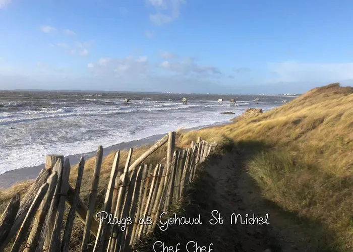 Juste Par Hasard D Hotes Insolites A 140 M De La Gæstehus 3*