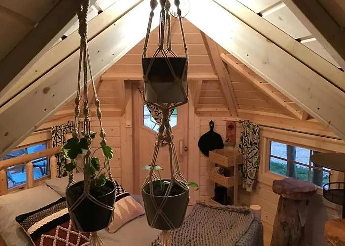 Juste Par Hasard D Hotes Insolites A 140 M De La Saint-Michel-Chef-Chef